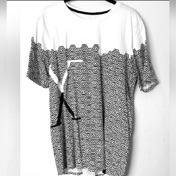 Versace Italia White/Black Geo Print - Picture 3 of 11